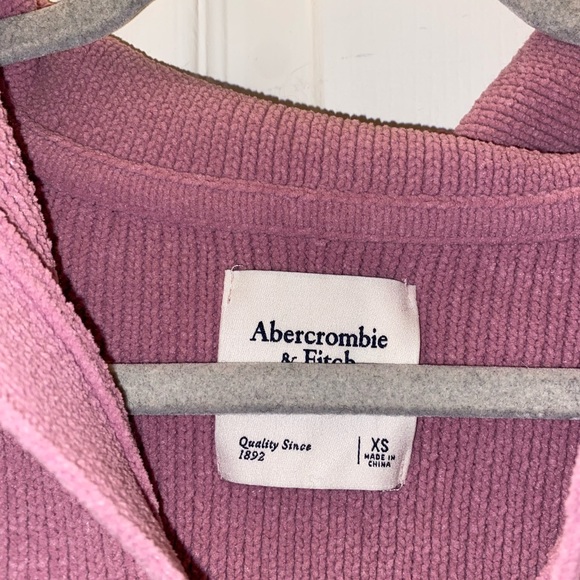 Abercrombie and Fitch Mauve Soft Pink Sweater x-small - Picture 2 of 4